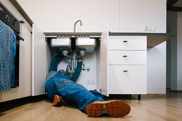 Professional Leak Detection technician working in North Lawrence, OH